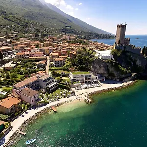 **** Hotel Castello Front Italia